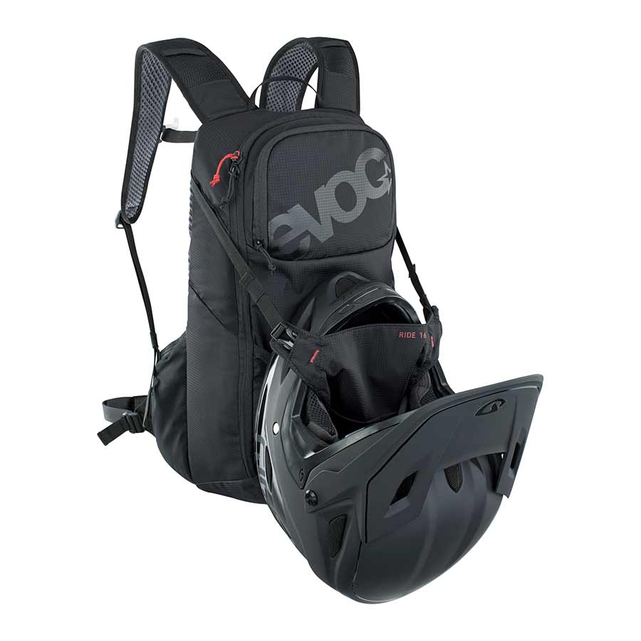 EVOC Ride 16 Hydration Pack