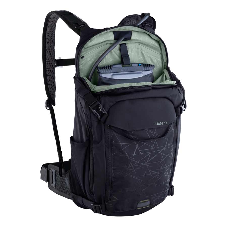 EVOC Stage 18 Hydration Pack