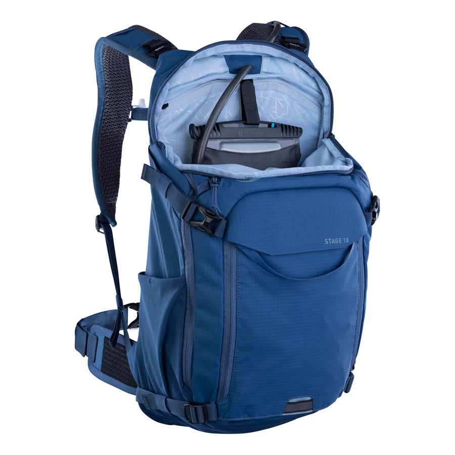 EVOC Stage 18 Hydration Pack