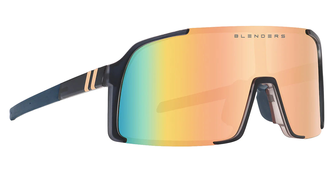 Blenders Expose Sunglass