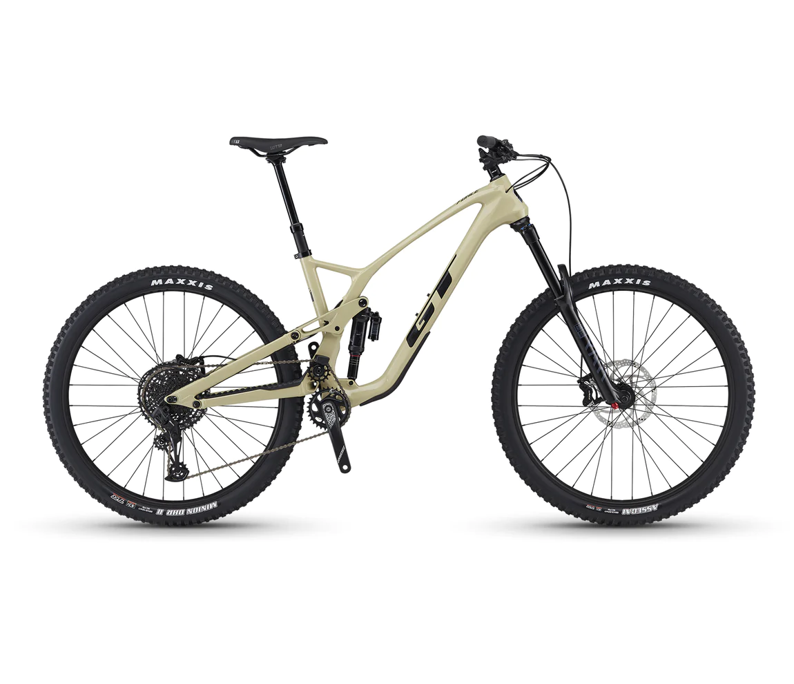 GT Force Carbon Elite 29 Mountain Bike - Medium